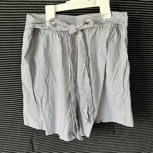 Cotton resort shorts